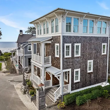 Head In The Clouds By Seabrook Hospitality Villa